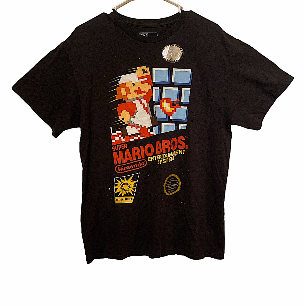 NWT Nintendo NES Super Mario Bros black short sleeve T-shirt